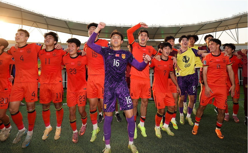 Leyu-1-0爆冷？亚洲球迷挺中国队：34%夺冠！日本球迷：我们先丢球难了